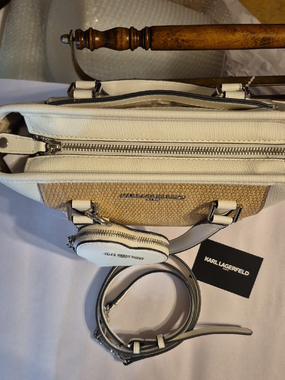 Karl Lagerfeld Tote with Heart Coin Pouch New - Picture 3 of 14
